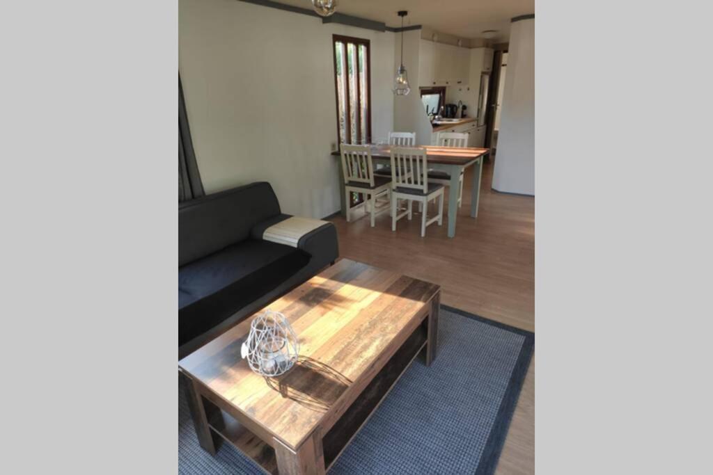 Вилла Een Gezellige Chalet Met Zonnige Buitenruimte Op De Veluwe! Пюттен Экстерьер фото
